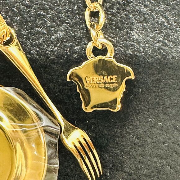 Versace Medusa Gold Miniature Plate Greca Engraved Pendant Necklace NWT $675 - Picture 14 of 14